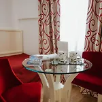 Отель Citta Di Parenzo