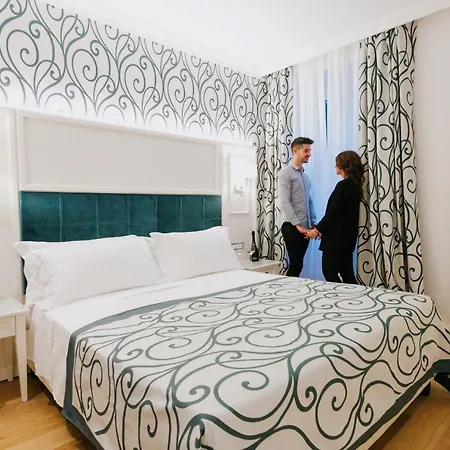 Citta' Di Parenzo Hotel Trieste